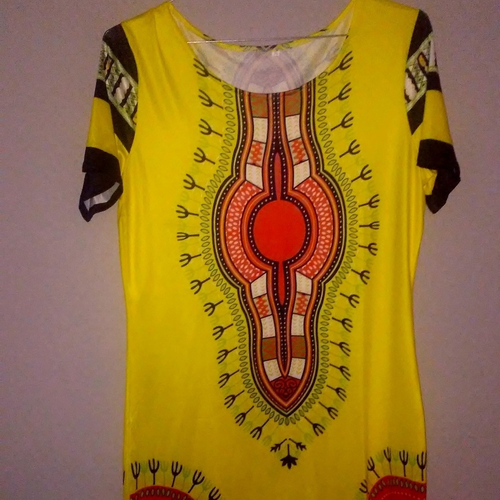 Womens plus size very unique dress so colorful